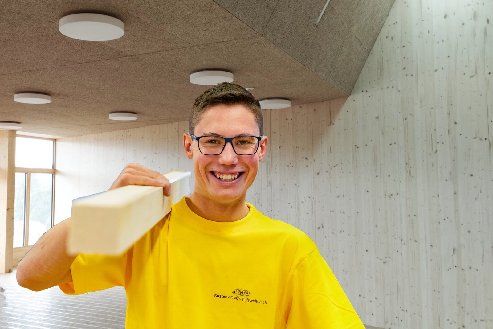 Schreiner bei der Arbeit
