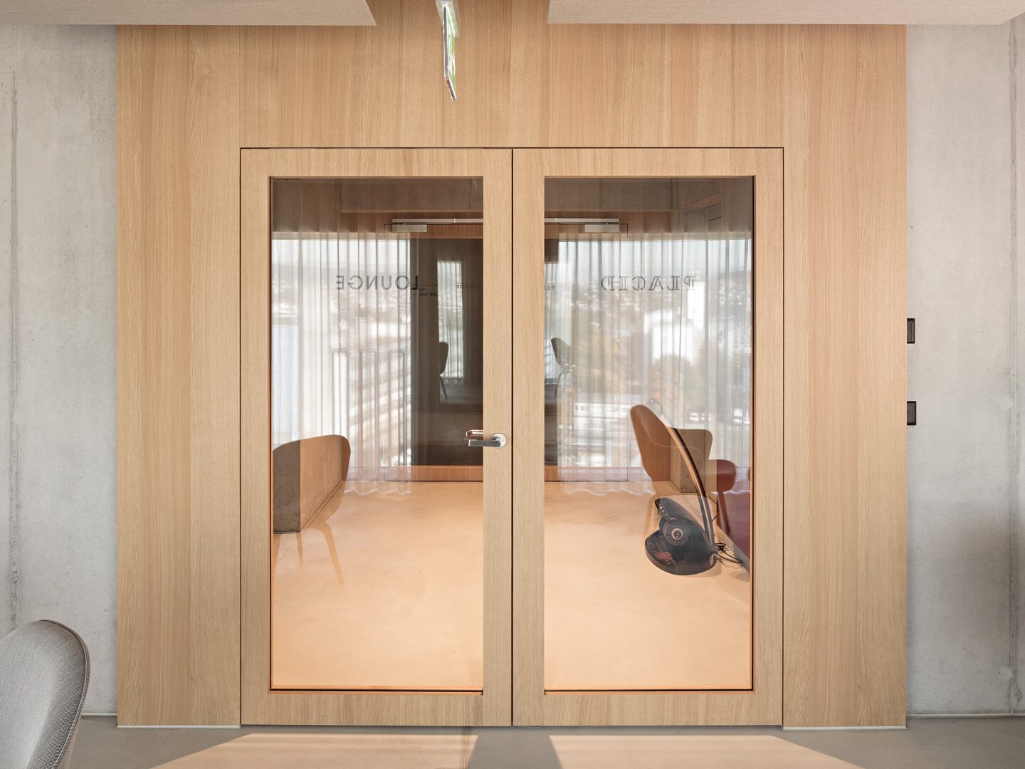 Diakonie Bethanien Zürich — Korridor mit Innentüren